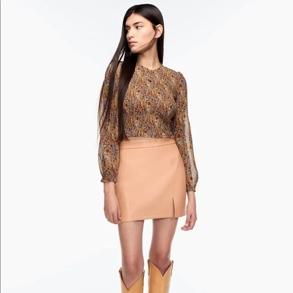 NWT Aritzia Wilfred Tempest / Patio Vegan Leather Mini Skirt - Picture 3 of 9